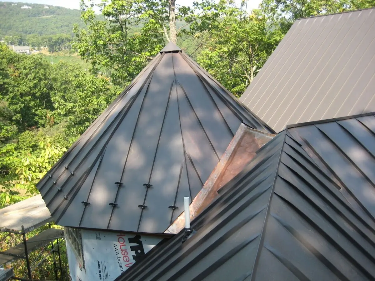 Professional Roof Tarp Installation by Craftsman Roofing in Central Perris